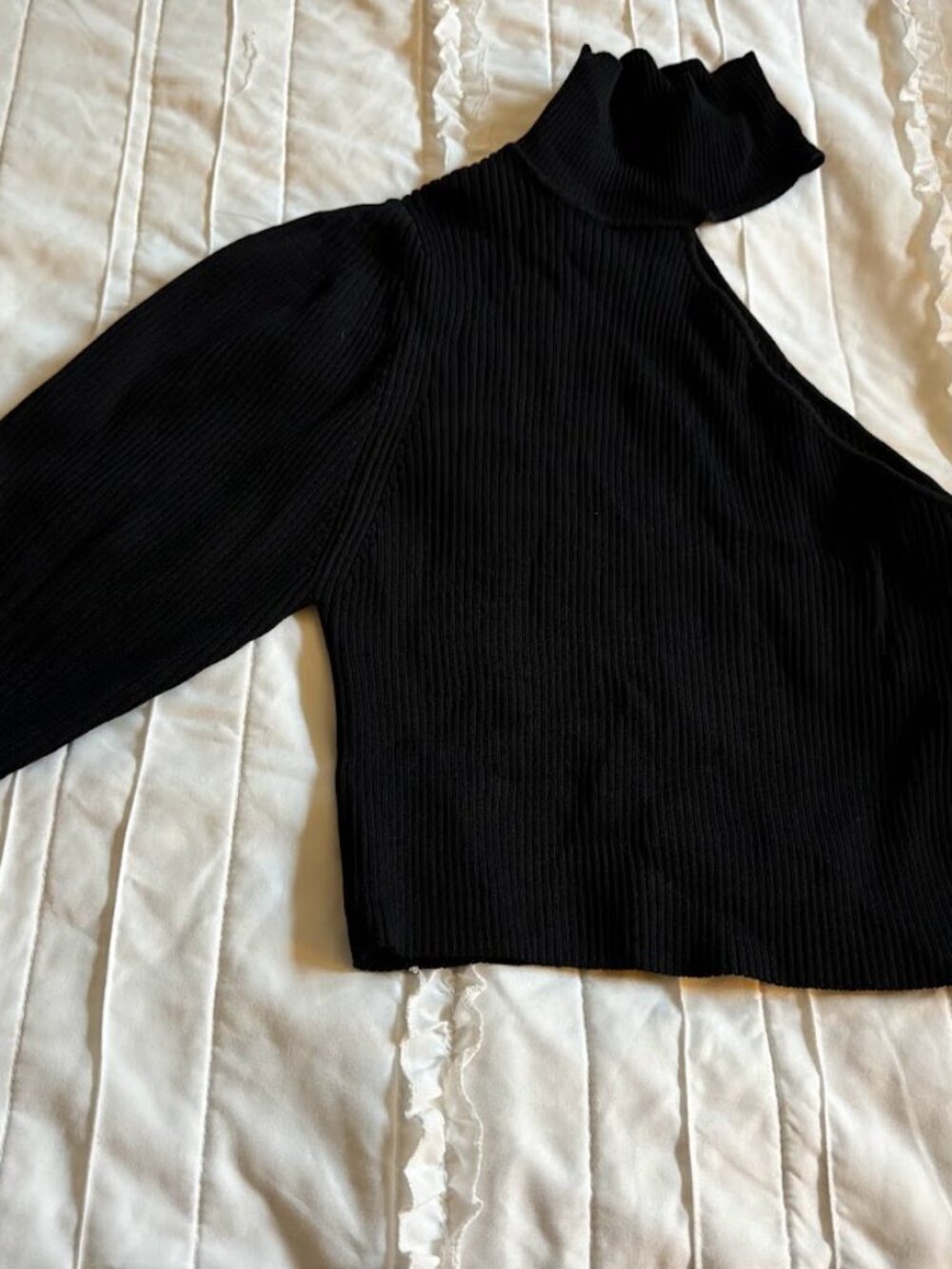 Zara Black Cropped One LONG Sleeve Blouse Large RIBBED HIGH NECK TOP